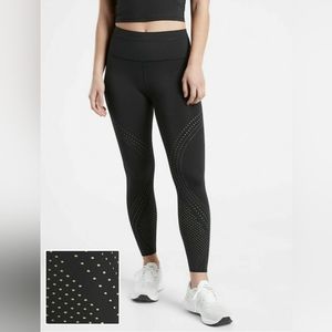 *GO*Athleta Accelerate 7/8 laser cut leggings